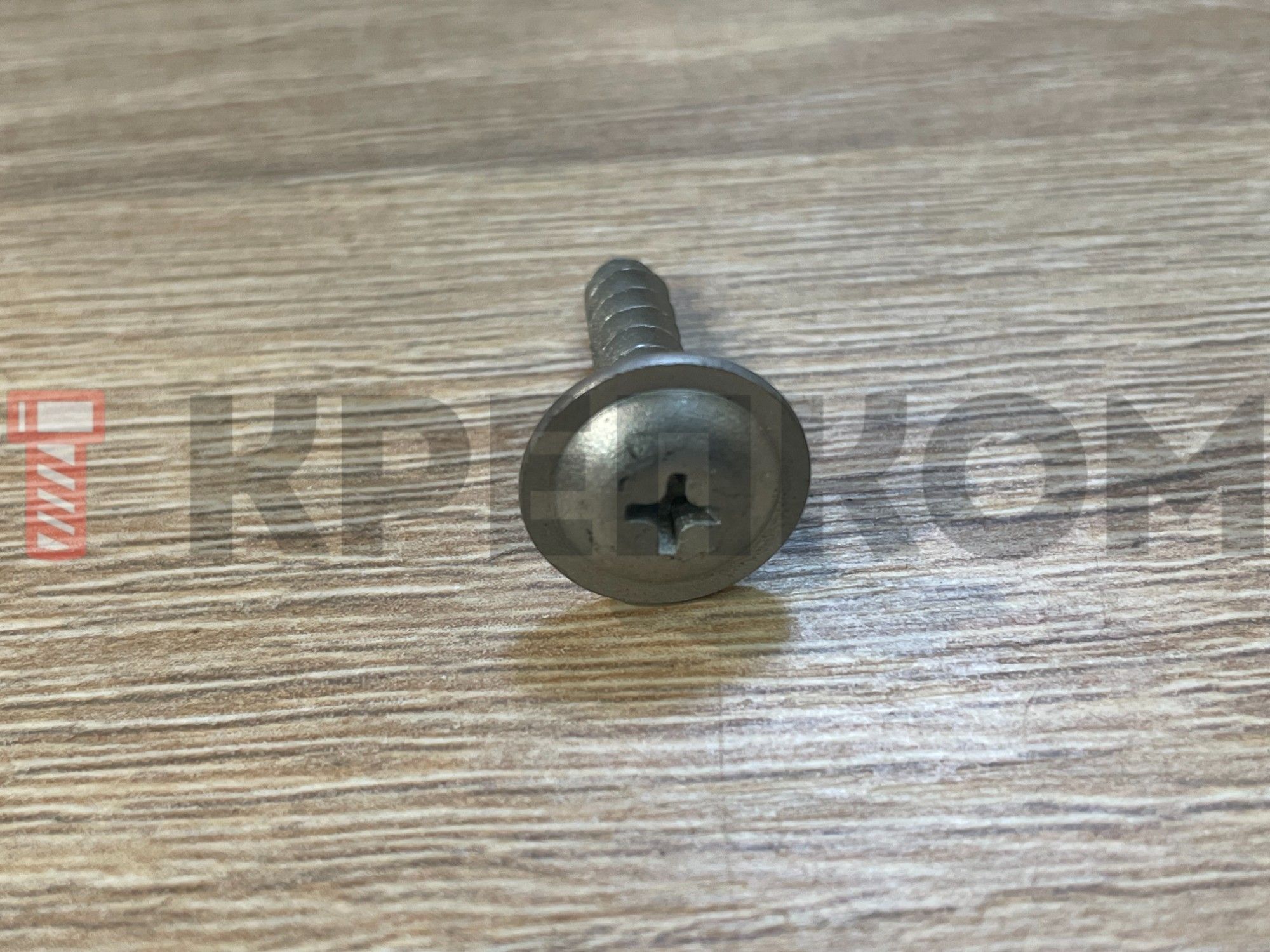 Саморез автомобильный 5х20 мм с фланцем К2093 - фото