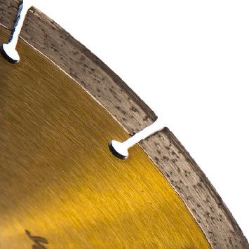 Диск алмазный сегментный YL по граниту 230 мм, Messer 01-02-230 Диск алмазный сегментный YL по граниту 230 мм, Messer 01-02-230 - режущая кромка