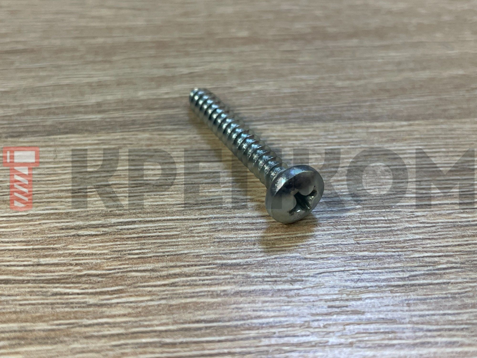 Саморез с полукруглой головкой 4,8х32 DIN 7981 (ISO 7049) форма C, оцинкованный - фото