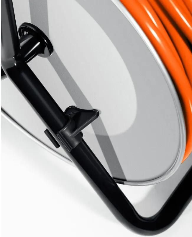 Удлинитель силовой на стальной катушке ПВС, 3х2,5 мм², 30 м, 4000Вт, IP44 Expert Kraftool 55089-30 - фото