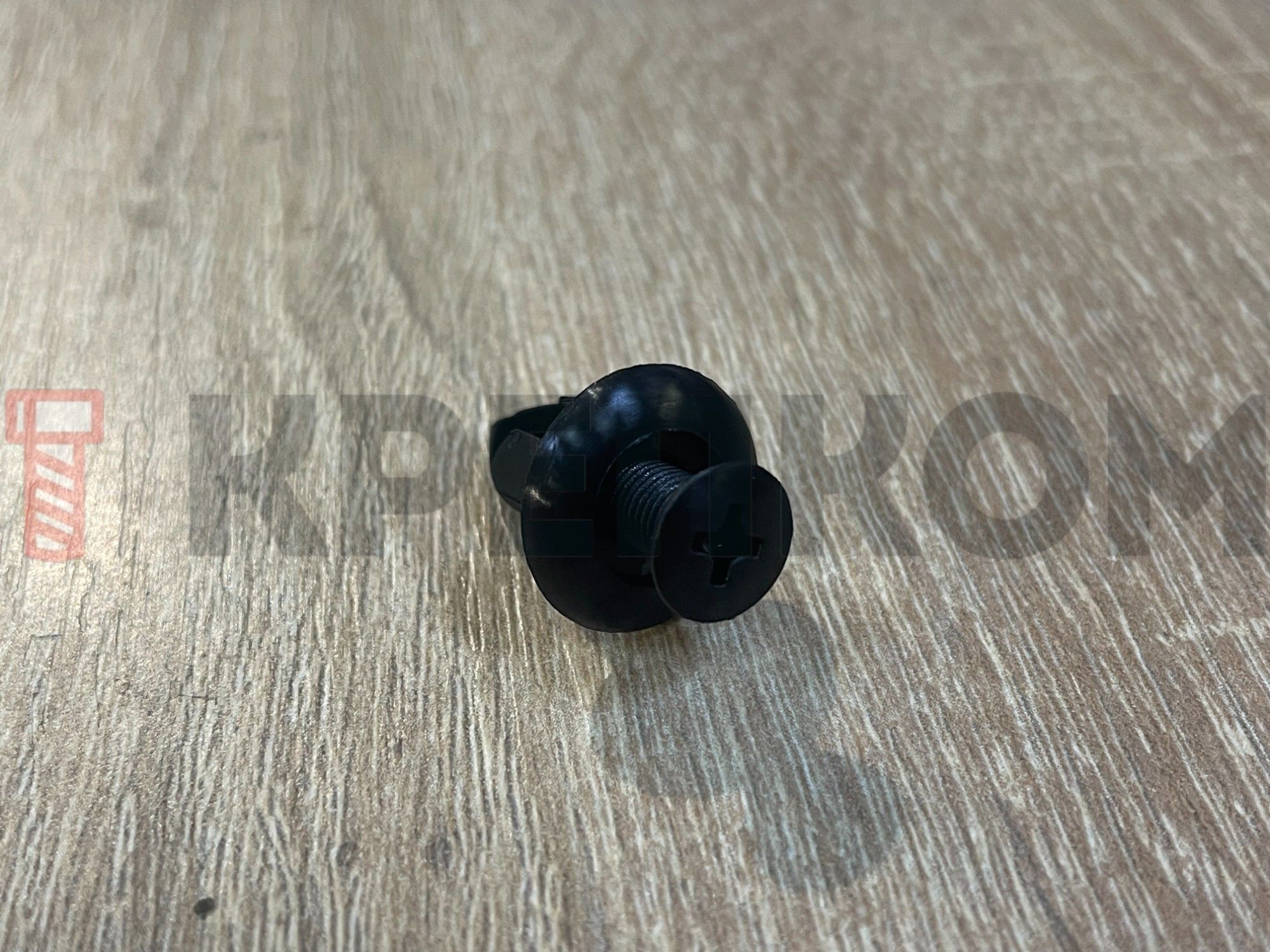 Клипса автомобильная с резьбовым штырьком 1272 - фото