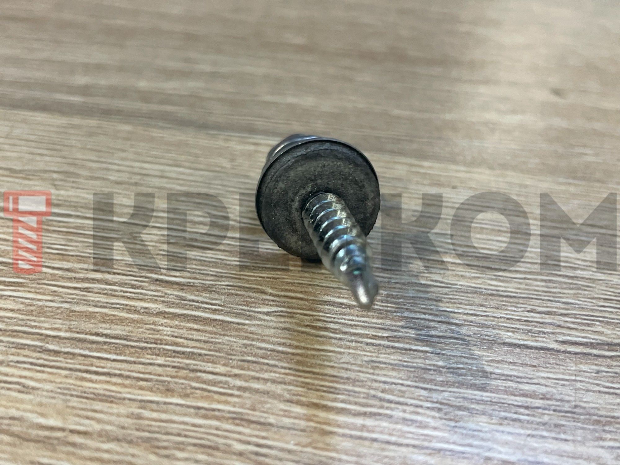Саморез кровельный 4,8х29 мм со сверлом №1 и шайбой EPDM Daxmer 312589, оцинкованная сталь - фото
