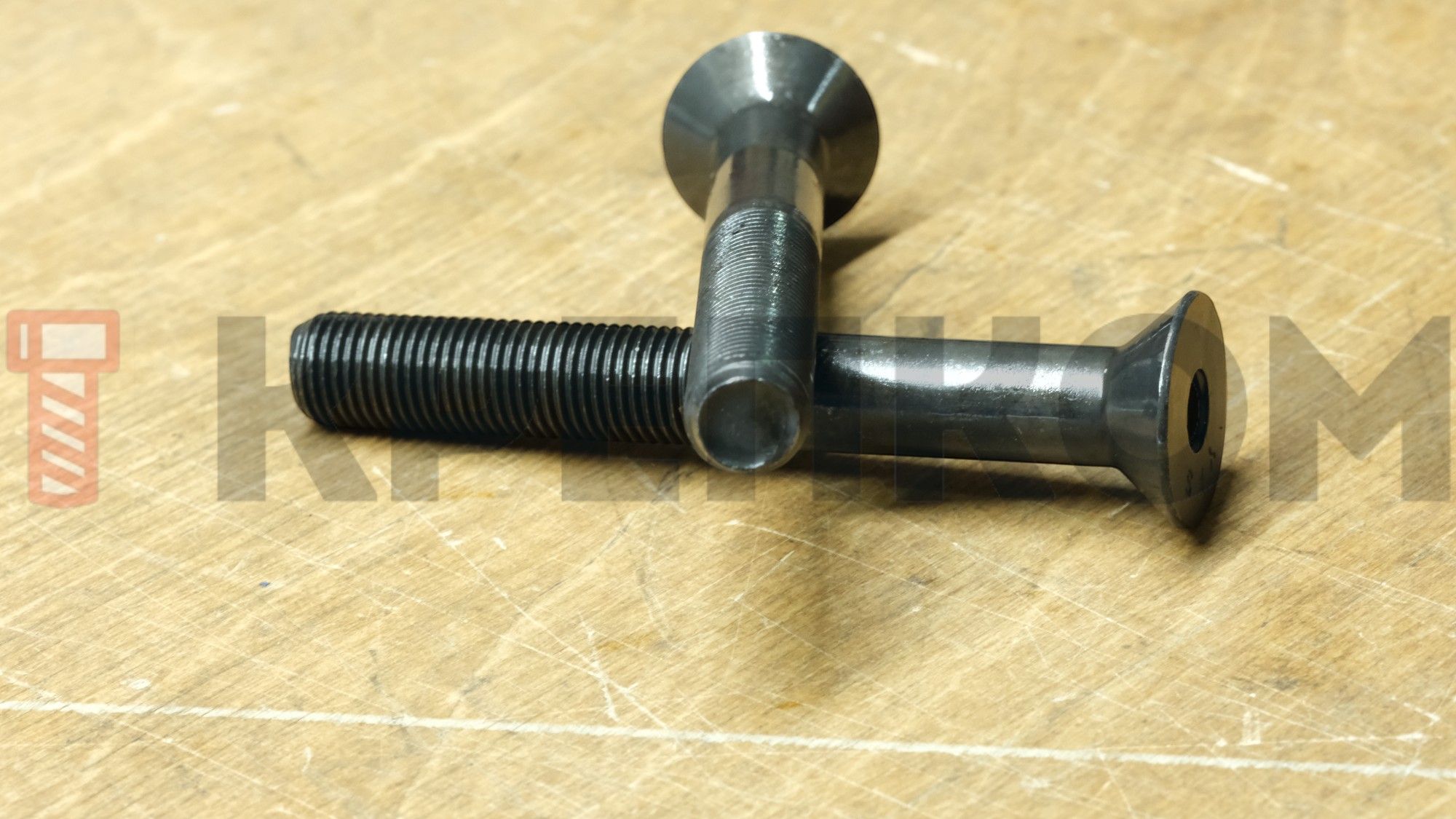 Винт дюймовый с потайной головкой и внутренним шестигранником DIN 7991 UNF (ISO 10642), класс прочности 10.9 (Grade 8) - фото