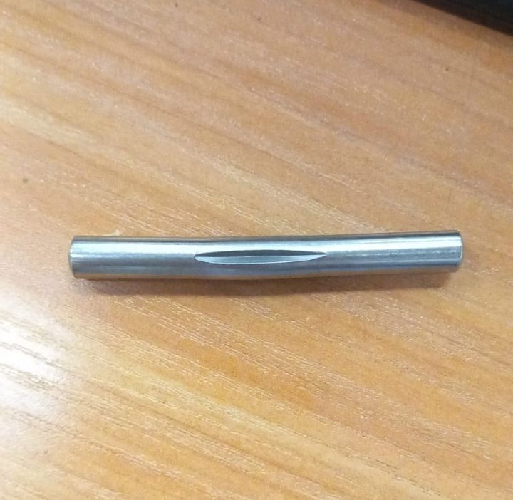 Штифт цилиндрический 8х70 с центральной насечкой DIN 1475, нержавеющая сталь AISI 430 - фото