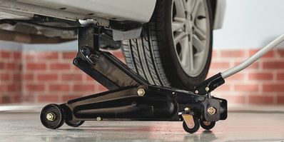 Как выбрать домкрат для внедорожника и кроссовера: механический или гидравлический? Расчет запаса прочности