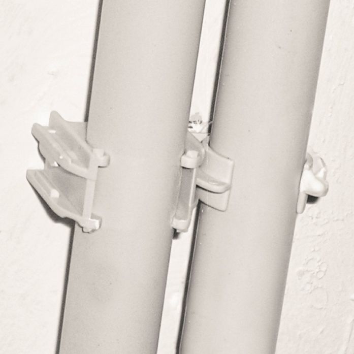 Дюбель со скобой вставной для труб Schnabl AKS, нейлон - фото