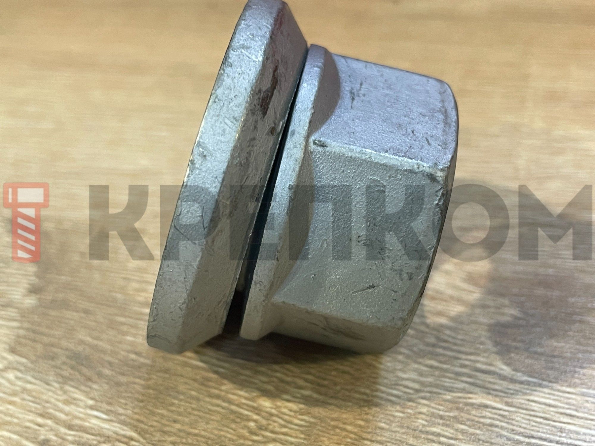 Гайка колесная с фланцем М22х1,5 DIN 74361 form B, класс прочности 10, цинк-ламельное покрытие - фото