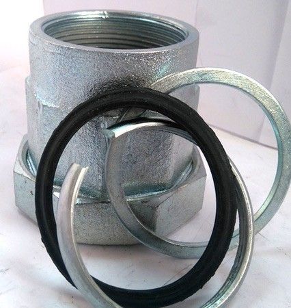 Муфта зажимная 1 1/2" Ду 40 (с внутренней резьбой) - фото