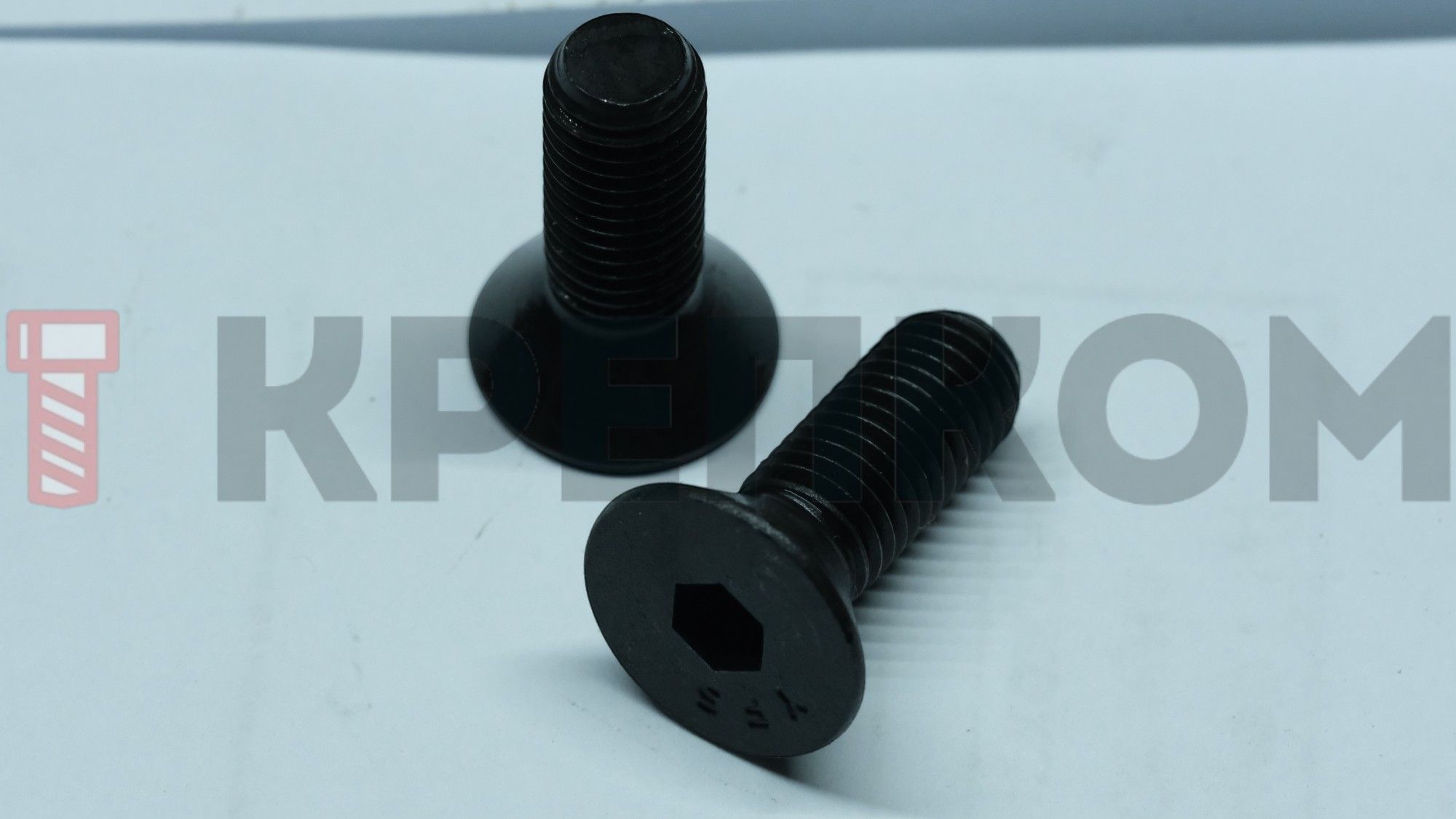 Винт дюймовый с потайной головкой и внутренним шестигранником DIN 7991 UNF (ISO 10642), класс прочности 10.9 (Grade 8) - фото