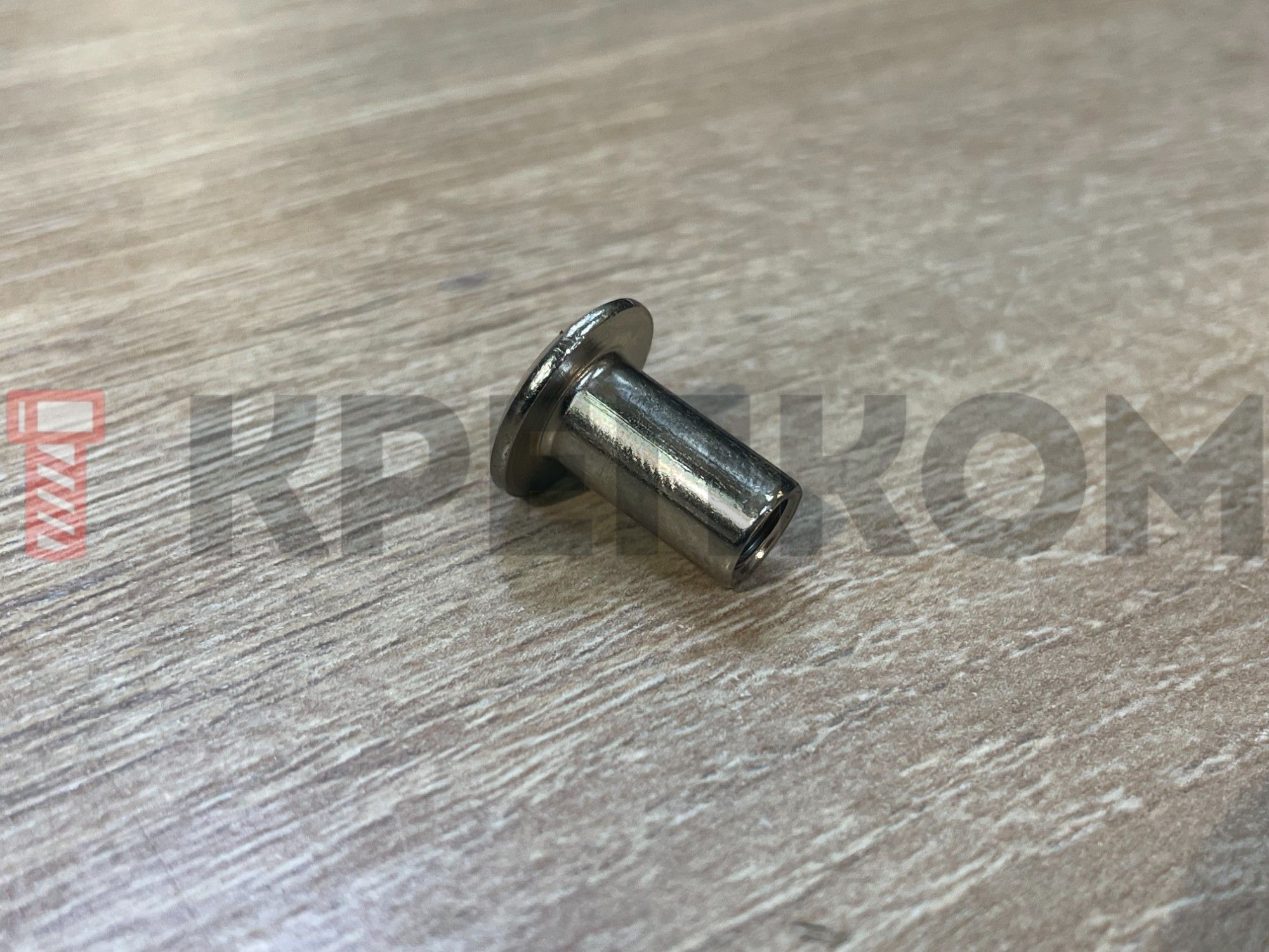 Гайка Эриксона вн/ш полукруг M 6 x 15 тело D 8 головка D 15 S5 никель - фото