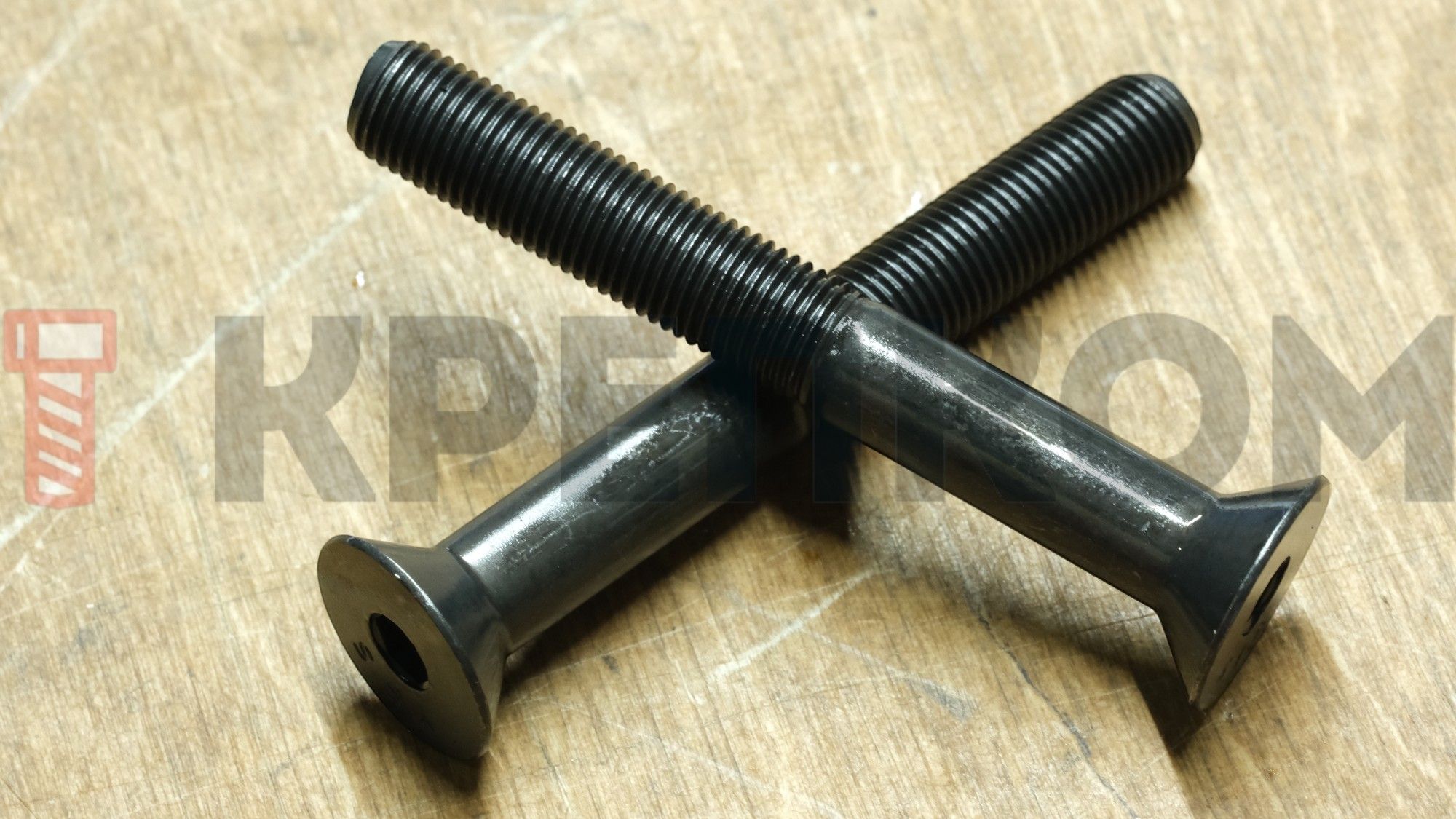 Винт дюймовый с потайной головкой и внутренним шестигранником DIN 7991 UNF (ISO 10642), класс прочности 10.9 (Grade 8) - фото