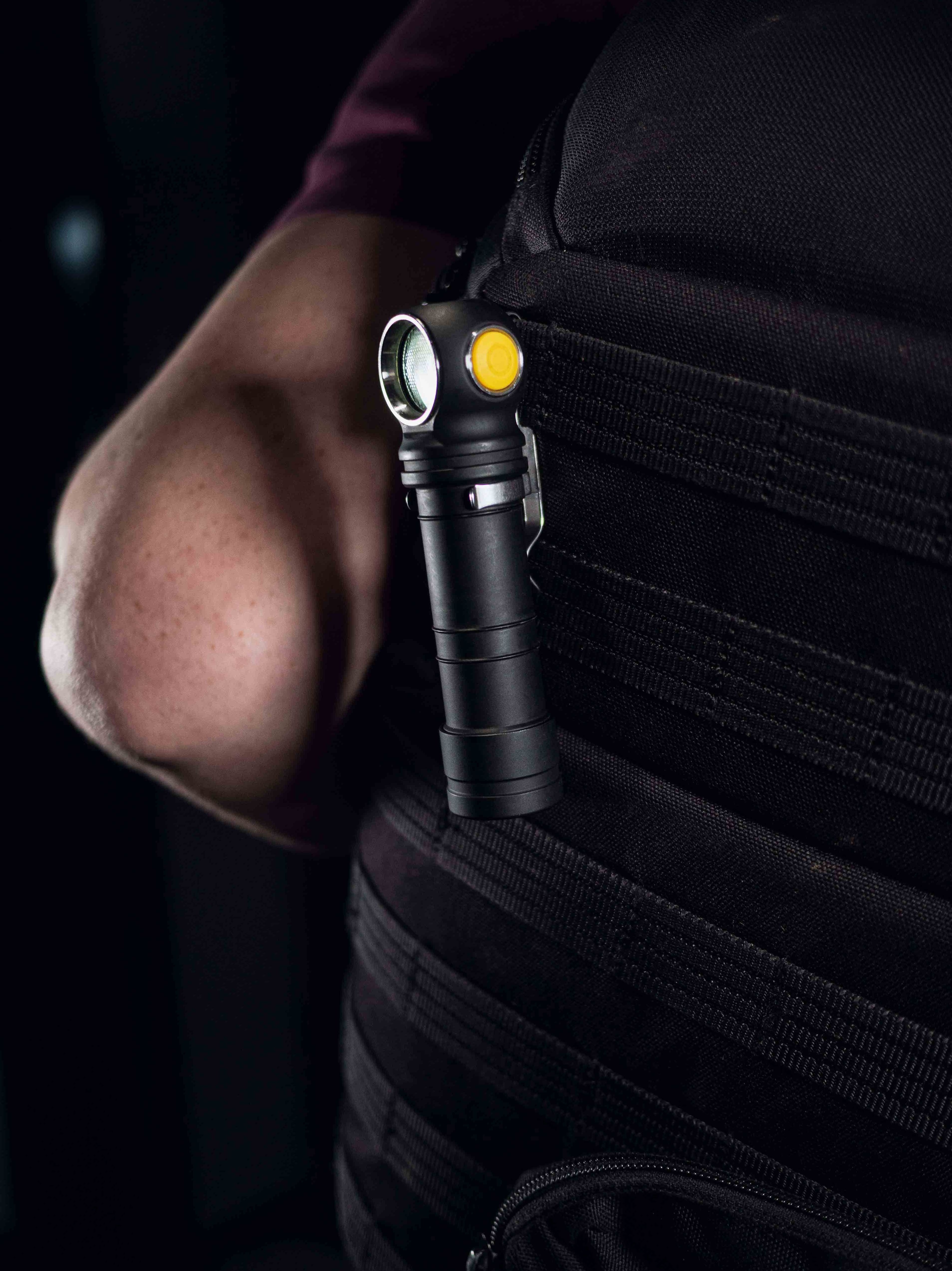 Мультифонарь светодиодный Armytek Wizard C2 Pro Max Magnet USB F06701C, 4000 люмен, холодный свет - фото