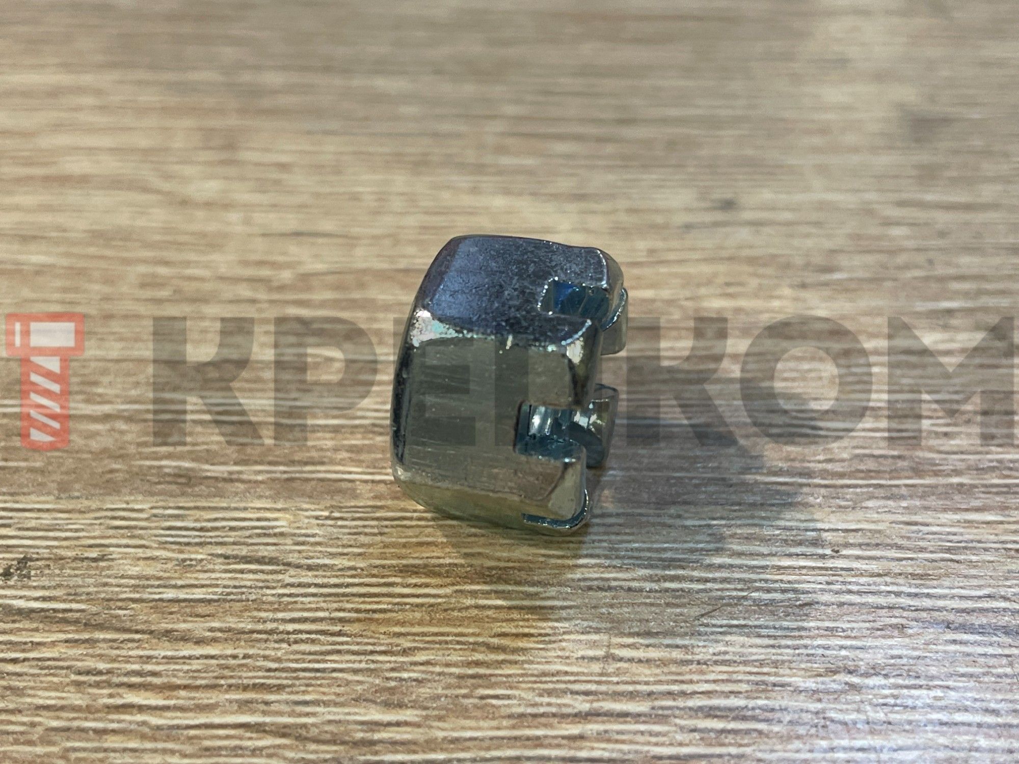 Гайка корончатая (прорезная) DIN 935, класс прочности 6, оцинкованная сталь - фото