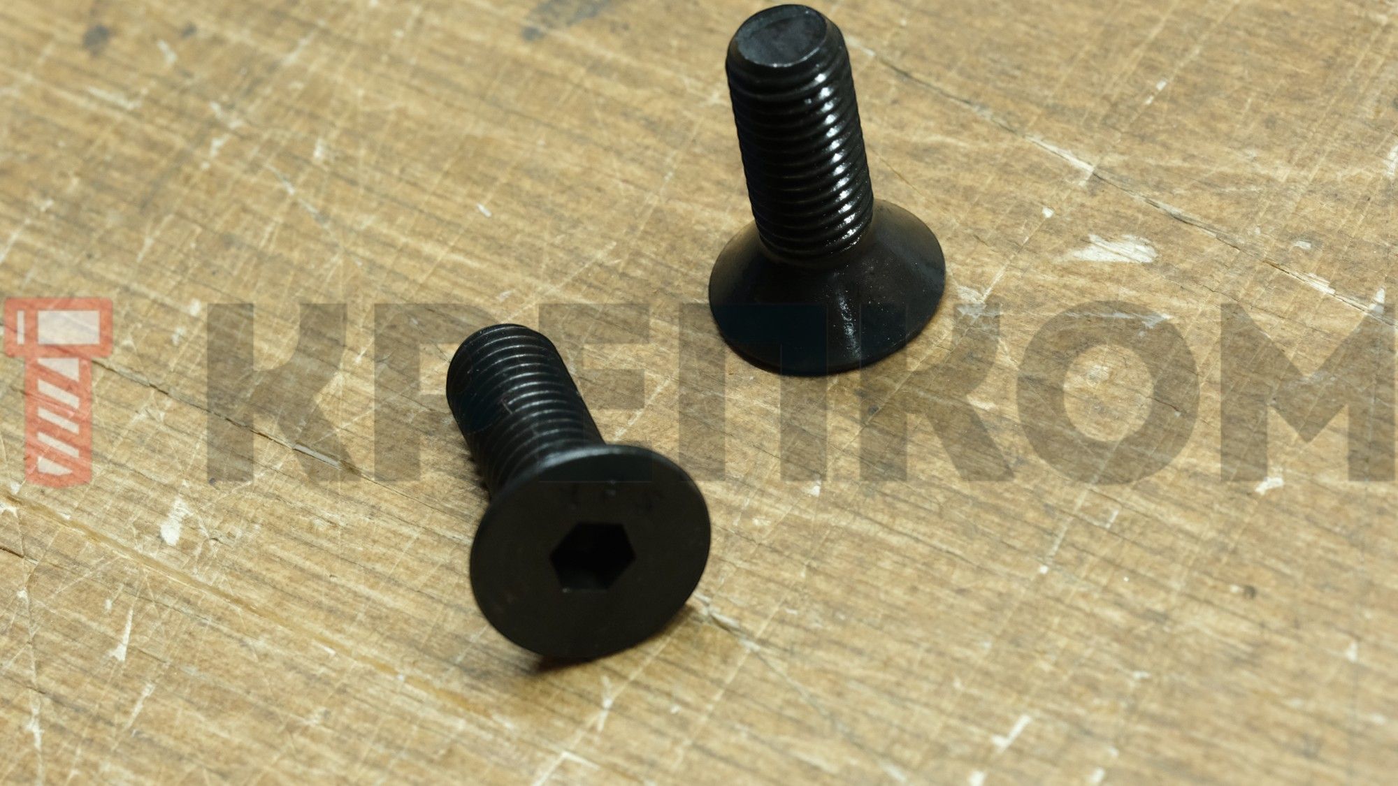 Винт дюймовый с потайной головкой и внутренним шестигранником DIN 7991 UNF (ISO 10642), класс прочности 10.9 (Grade 8) - фото