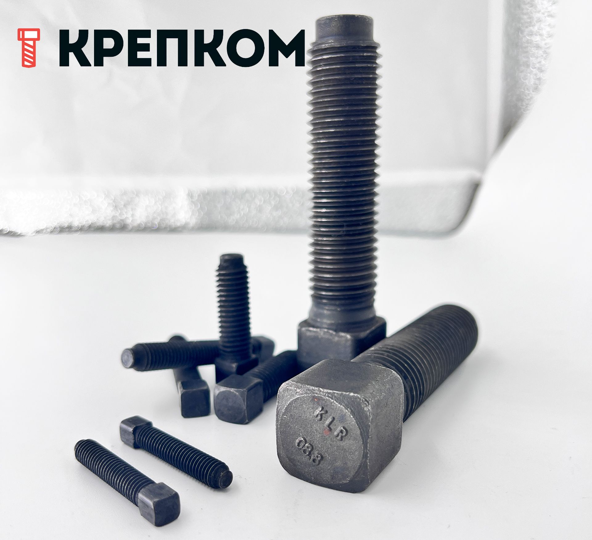 Винт установочный с квадратной головкой DIN 479, класс прочности 8.8 - фото