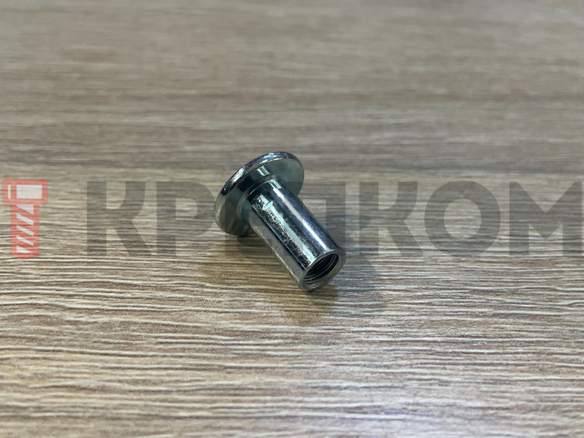 Гайка Эриксона вн/ш плоск. M 6 x 15 x 15 632 H1 оцинк (Техника мебели) - фото