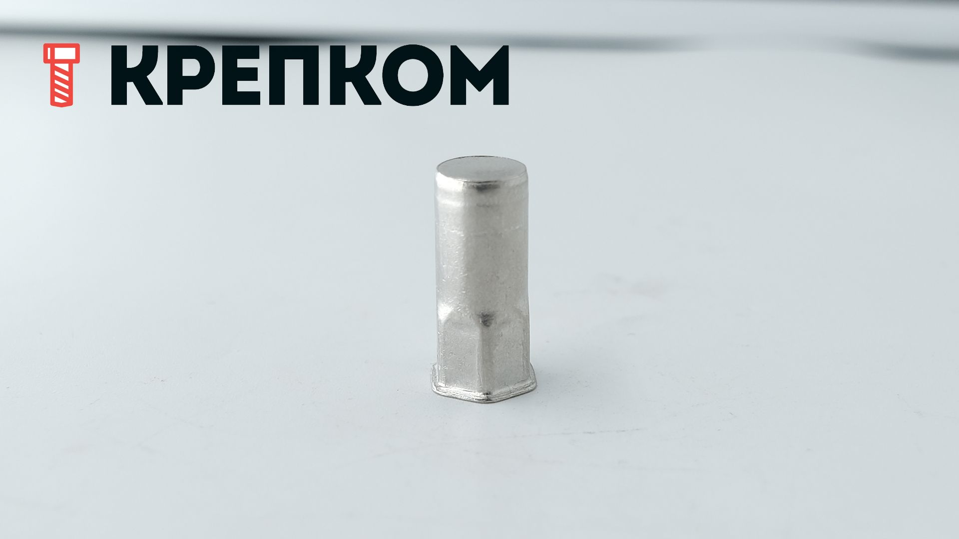 Резьбовая заклепка с уменьшенным бортиком, закрытая, полушестигранная ½ , нержавеющая сталь А2 - фото
