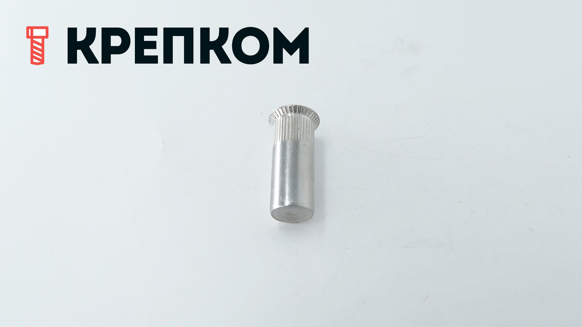 Резьбовая заклепка закрытая с потайным бортиком и насечками, нержавеющая сталь А2 - фото