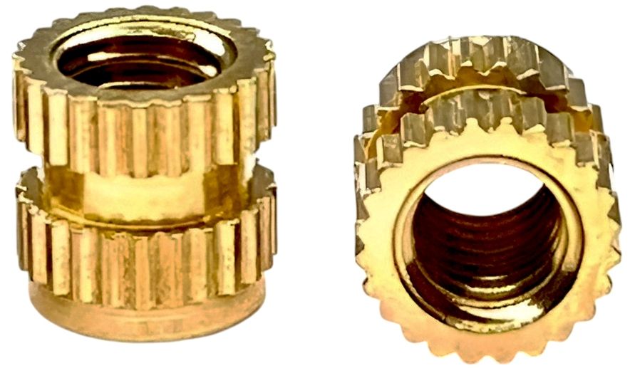 Вставка резьбовая со сквозным отверстием DIN 16903 D, латунь - фото