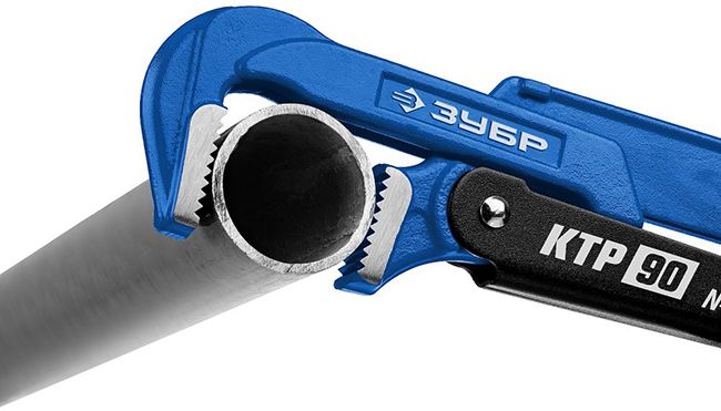 Ключ трубный с прямыми губками КТР ЗУБР - применение