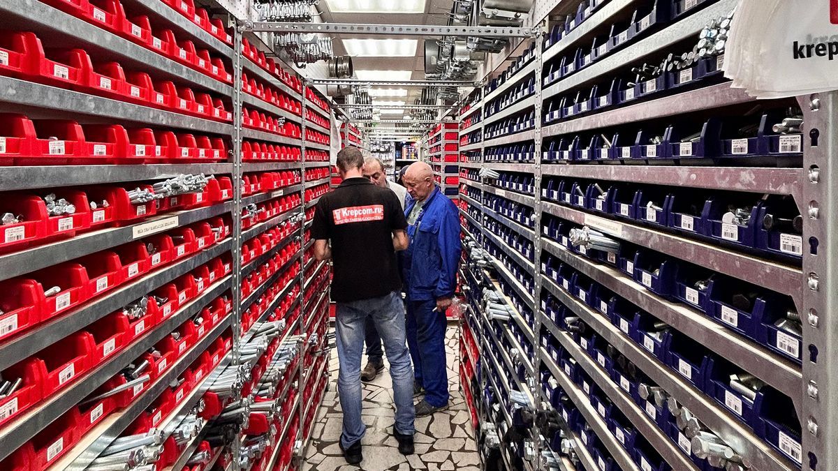 Профессиональная консультация по крепежу в магазине Крепком - фото