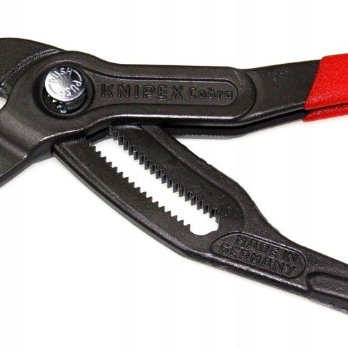 Универсальные переставные клещи 180 мм KNIPEX Cobra KN-8701180-кнопка